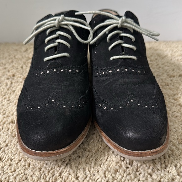Cole Haan Black & Gray  Suede Wingtip Lace Up Oxfords Gramercy Sz 7 - Picture 3 of 12